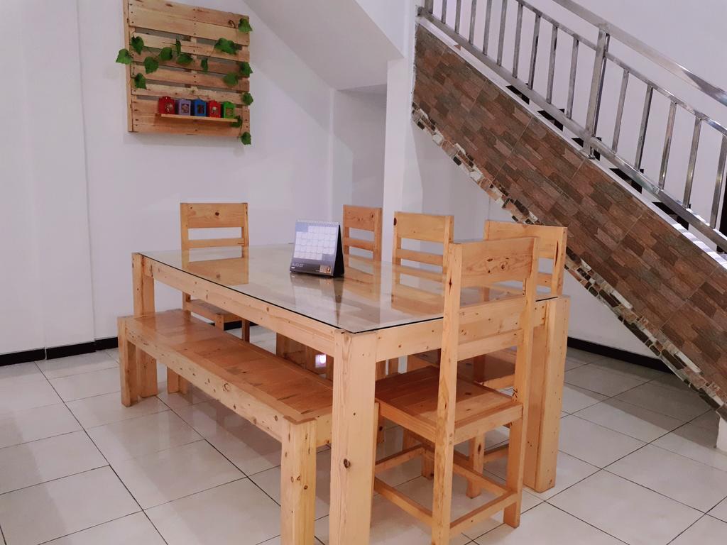 Villa Fifari - 5 Kamar Tidur, 3 Kamar Mandi Бату Екстер'єр фото