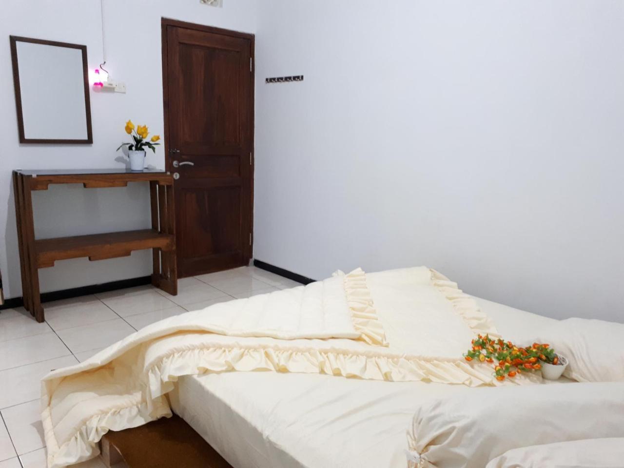 Villa Fifari - 5 Kamar Tidur, 3 Kamar Mandi Бату Екстер'єр фото
